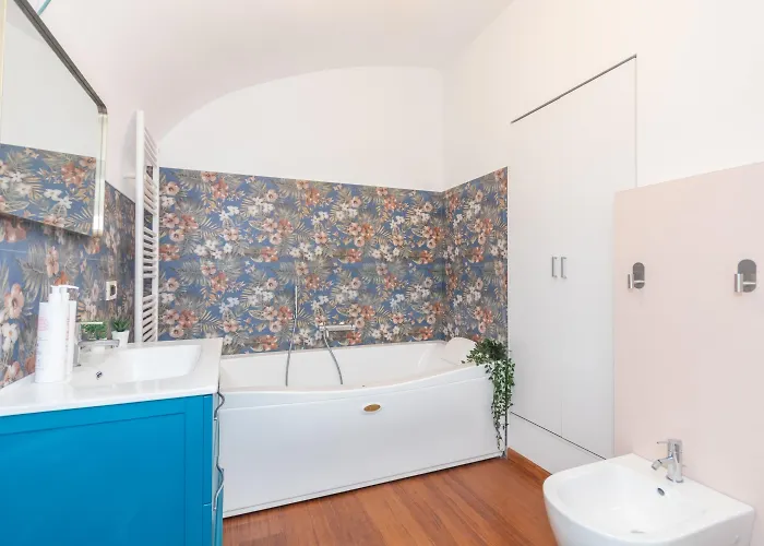 Apartment Elegant With Sauna In By Wonderful Italy *