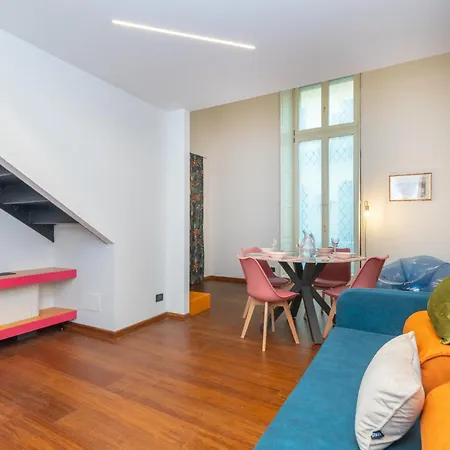 Elegant With Sauna In By Wonderful Italy Turín